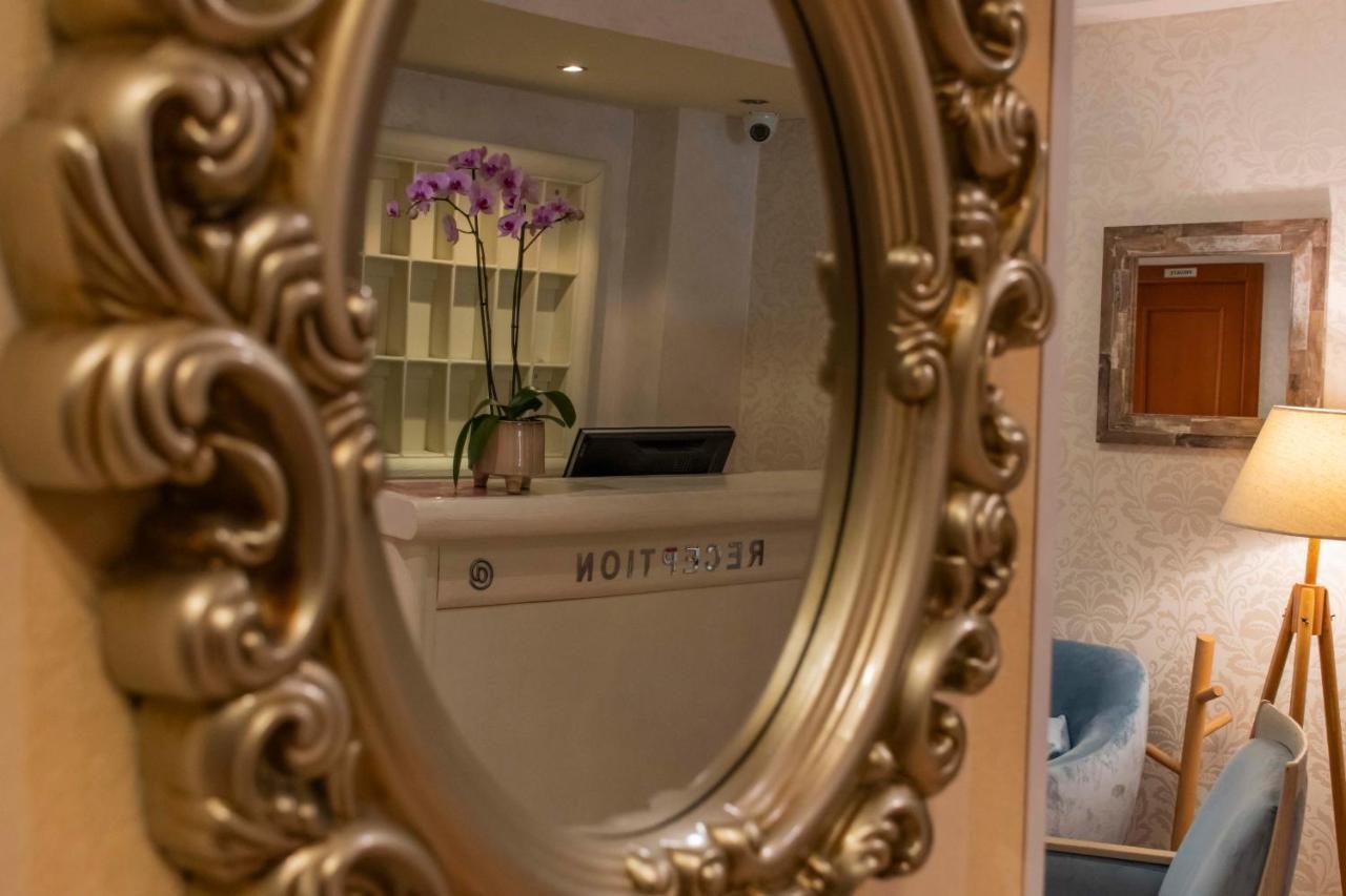 Mali Hotel Porat Budva Buitenkant foto